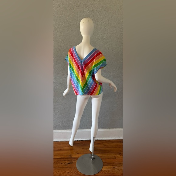 Vintage 70s 80s Rainbow Chevron Striped Top Blouse - Picture 10 of 13